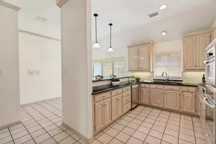 1105 Hills Creek Dr, McKinney, TX 75072 - Photo 14
