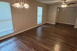 1914 Chisholm Trail, Grand Prairie, TX 75052 - Photo 4