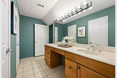 1002 Shady Brook Drive, Grapevine, TX 76051 - Photo 20