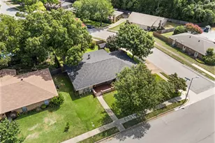 1002 Shady Brook Dr, Grapevine, TX 76051 - Photo 36