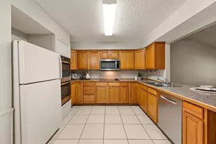 1002 Shady Brook Dr, Grapevine, TX 76051 - Photo 14