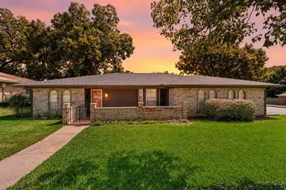 1002 Shady Brook Drive, Grapevine, TX 76051 - Photo 40