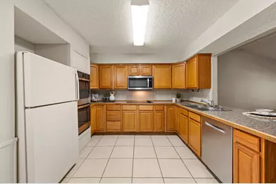 1002 Shady Brook Drive, Grapevine, TX 76051 - Photo 14