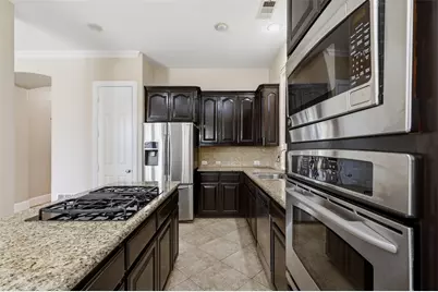 2310 Queen Morgan Lane, Lewisville, TX 75056 - Photo 12