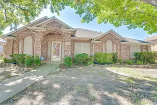 4102 Baywatch Dr, Rowlett, TX 75088 - Photo 2