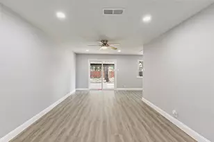 11412 Small Dr, Balch Springs, TX 75180 - Photo 2