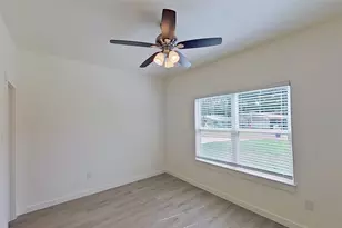 1009 Dubois St, Denison, TX 75020 - Photo 6