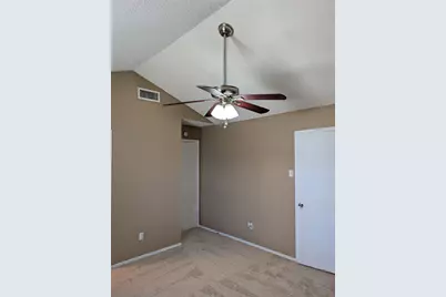 6211 Patriotic Court, Arlington, TX 76002 - Photo 16