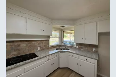 1273 S Pioneer Drive, Abilene, TX 79605 - Photo 4