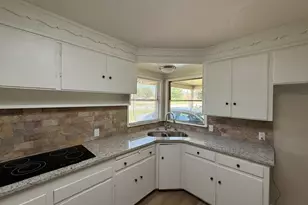 1273 S Pioneer Dr, Abilene, TX 79605 - Photo 4