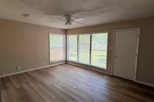 1273 S Pioneer Dr, Abilene, TX 79605 - Photo 2
