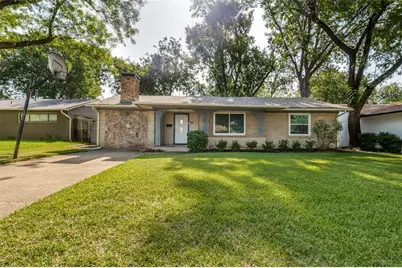 13520 Mount Castle Drive, Farmers Branch, TX 75234 - Photo 2