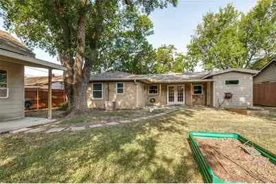 13520 Mount Castle Drive, Farmers Branch, TX 75234 - Photo 24