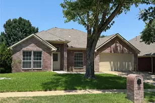 1703 Nightingale Ln, Corinth, TX 76210 - Photo 1