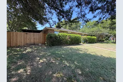 7222 Hedge Drive, Dallas, TX 75249 - Photo 2