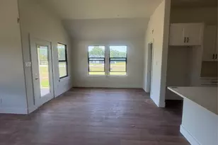 1033 Salvation Dr, Weatherford, TX 76088 - Photo 4