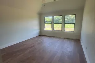 1033 Salvation Dr, Weatherford, TX 76088 - Photo 6