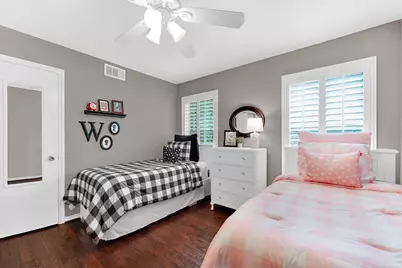 8835 Larchwood Drive, Dallas, TX 75238 - Photo 20