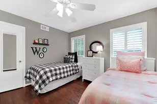 8835 Larchwood Dr, Dallas, TX 75238 - Photo 20
