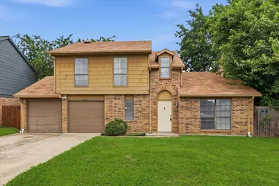 6733 Dandelion Drive, Fort Worth, TX 76137 - Photo 2