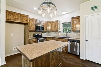 173 Miramar Circle, Weatherford, TX 76085 - Photo 8