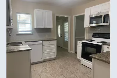 212 Washington Street, Garland, TX 75040 - Photo 10