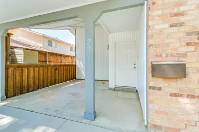 2651 Via Los Altos, Carrollton, TX 75006 - Photo 2