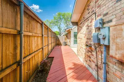 2651 Via Los Altos, Carrollton, TX 75006 - Photo 6