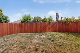 1426 Mapleview Dr, Carrollton, TX 75007 - Photo 36