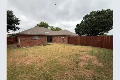 1426 Mapleview Drive, Carrollton, TX 75007 - Photo 14
