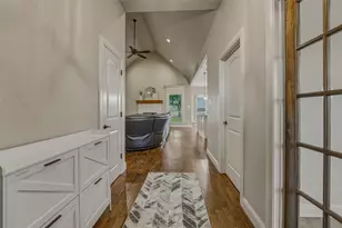 125 Oak View Dr, Godley, TX 76044 - Photo 8