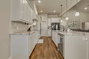 125 Oak View Dr, Godley, TX 76044 - Photo 4