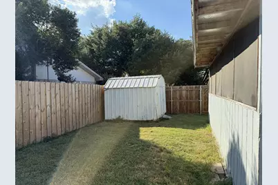 306 Ivy Way, Garland, TX 75043 - Photo 16