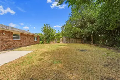 1317 California Trail, Grand Prairie, TX 75052 - Photo 2