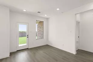 649 Tyronza Dr, Justin, TX 76247 - Photo 8