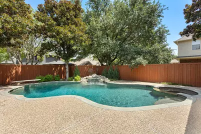 8900 High Meadows Drive, Plano, TX 75025 - Photo 32