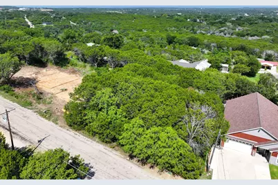 1012 Scenic Drive, Granbury, TX 76048 - Photo 4