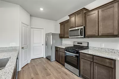 11213 Santana Drive, Fort Worth, TX 76108 - Photo 2
