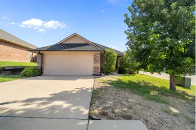 1261 Newcastle Drive, Weatherford, TX 76086 - Photo 2