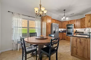 1261 Newcastle Dr, Weatherford, TX 76086 - Photo 10