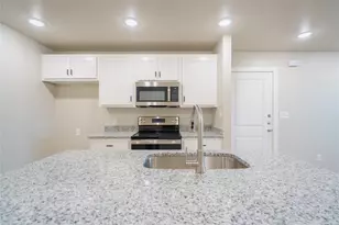 528 Colorado St, Abilene, TX 79601 - Photo 6