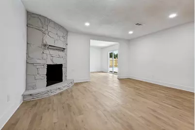 226 N Forest Crest Drive, Garland, TX 75042 - Photo 6