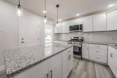 748 W Redbud Drive, Hurst, TX 76053 - Photo 16