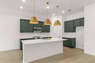 645 Tyronza Dr, Justin, TX 76247 - Photo 4