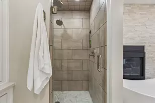 5712 Ridgetown Cir, Dallas, TX 75230 - Photo 16