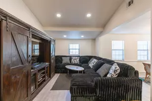 2218 N Mockingbird, Abilene, TX 79603 - Photo 6