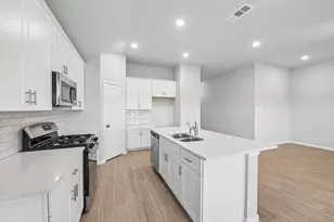 7600 Sapwood Dr, Fort Worth, TX 76131 - Photo 4