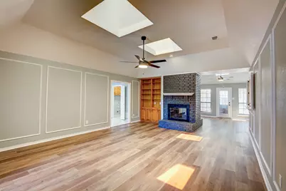 3914 Meadow Drive, Grapevine, TX 76051 - Photo 8