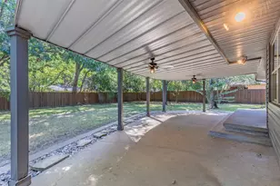 633 N McKown Ave, Sherman, TX 75092 - Photo 38