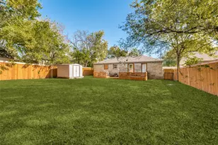 927 S Franklin St, Dallas, TX 75211 - Photo 12